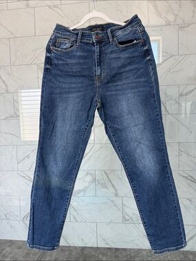 Judy Blue Women's Dark Blue slim fit Jeans